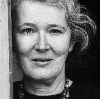 Angela
          Carter